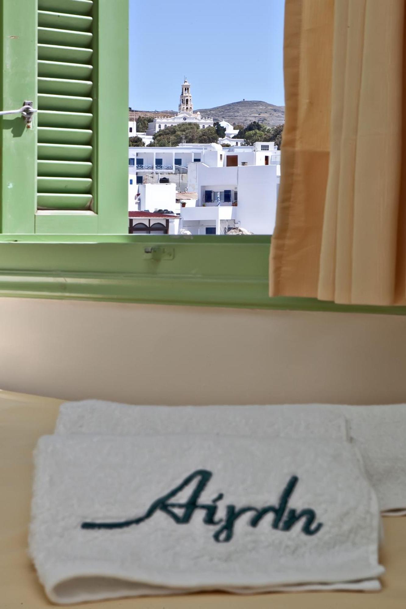 Hotel Aegli 1876 à Tínos Extérieur photo