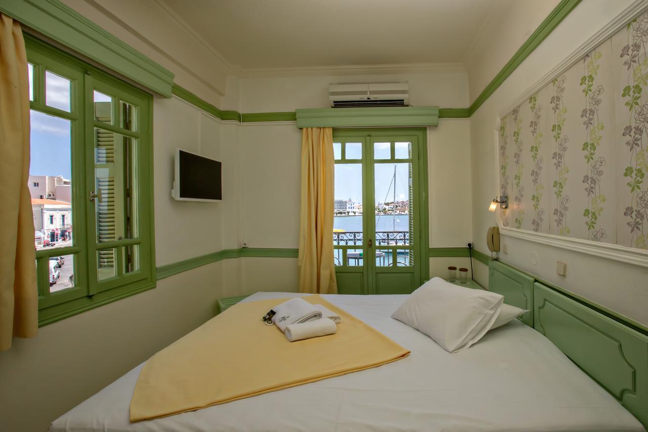 Hotel Aegli 1876 à Tínos Extérieur photo